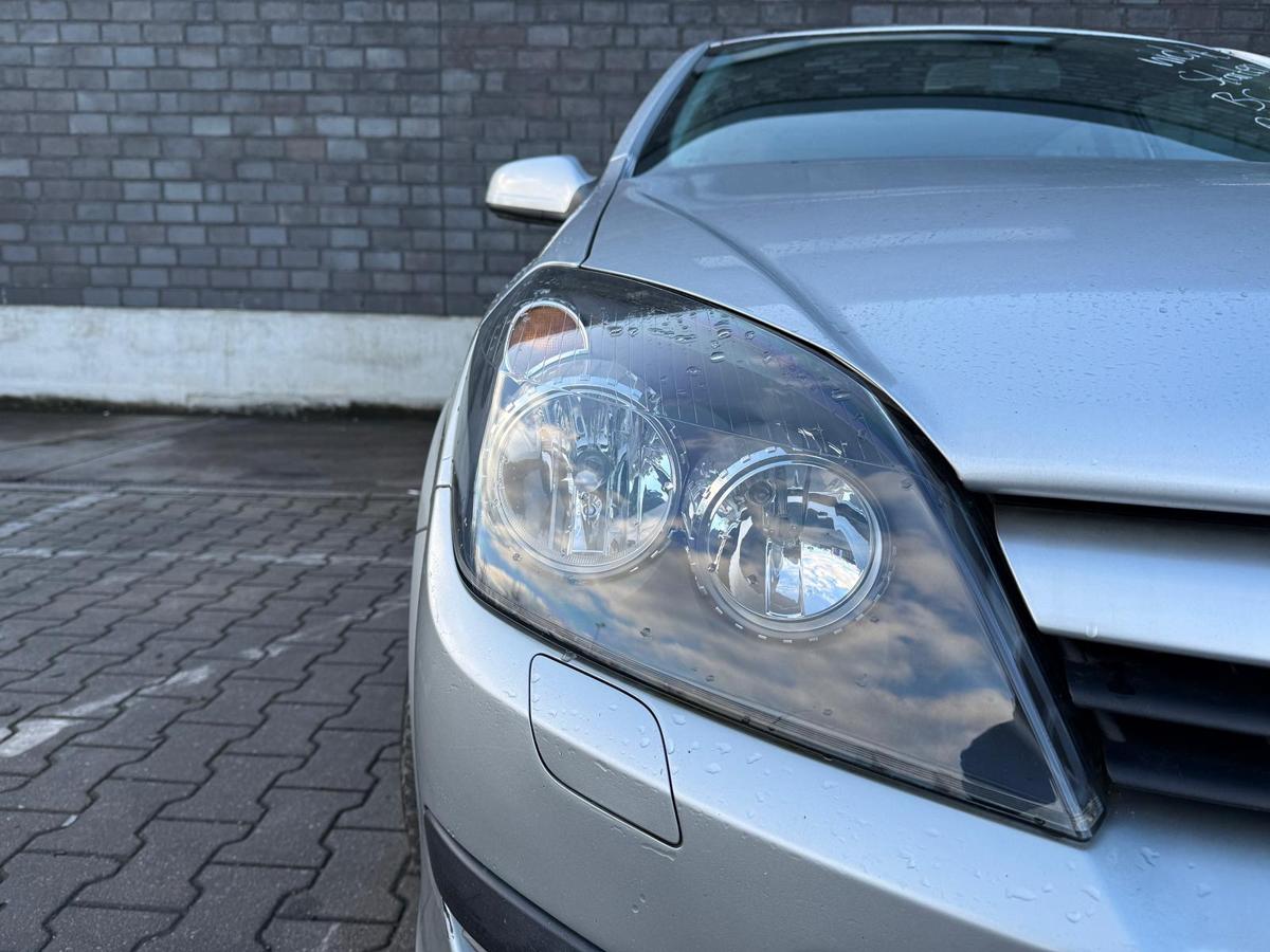 Opel Astra H original Scheinwerfer rechts Halogen Vorfacelift BJ04